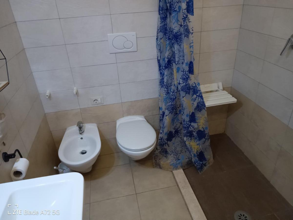La Tenuta Del Passero Le Ferriere Bagian luar foto