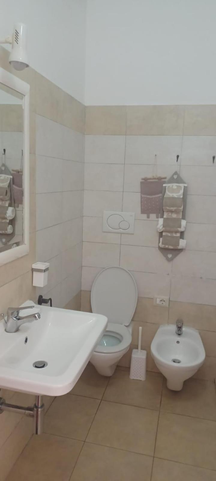 La Tenuta Del Passero Le Ferriere Bagian luar foto